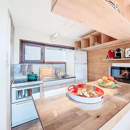 La Combe Des Ours By Interhome 아파트