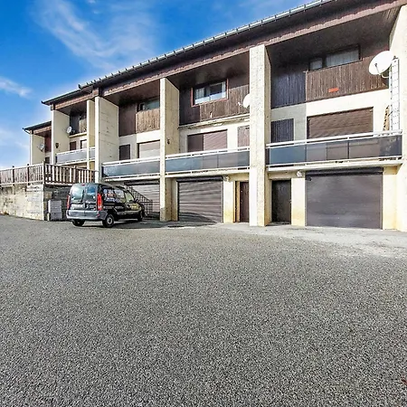 La Combe Des Ours By Interhome
